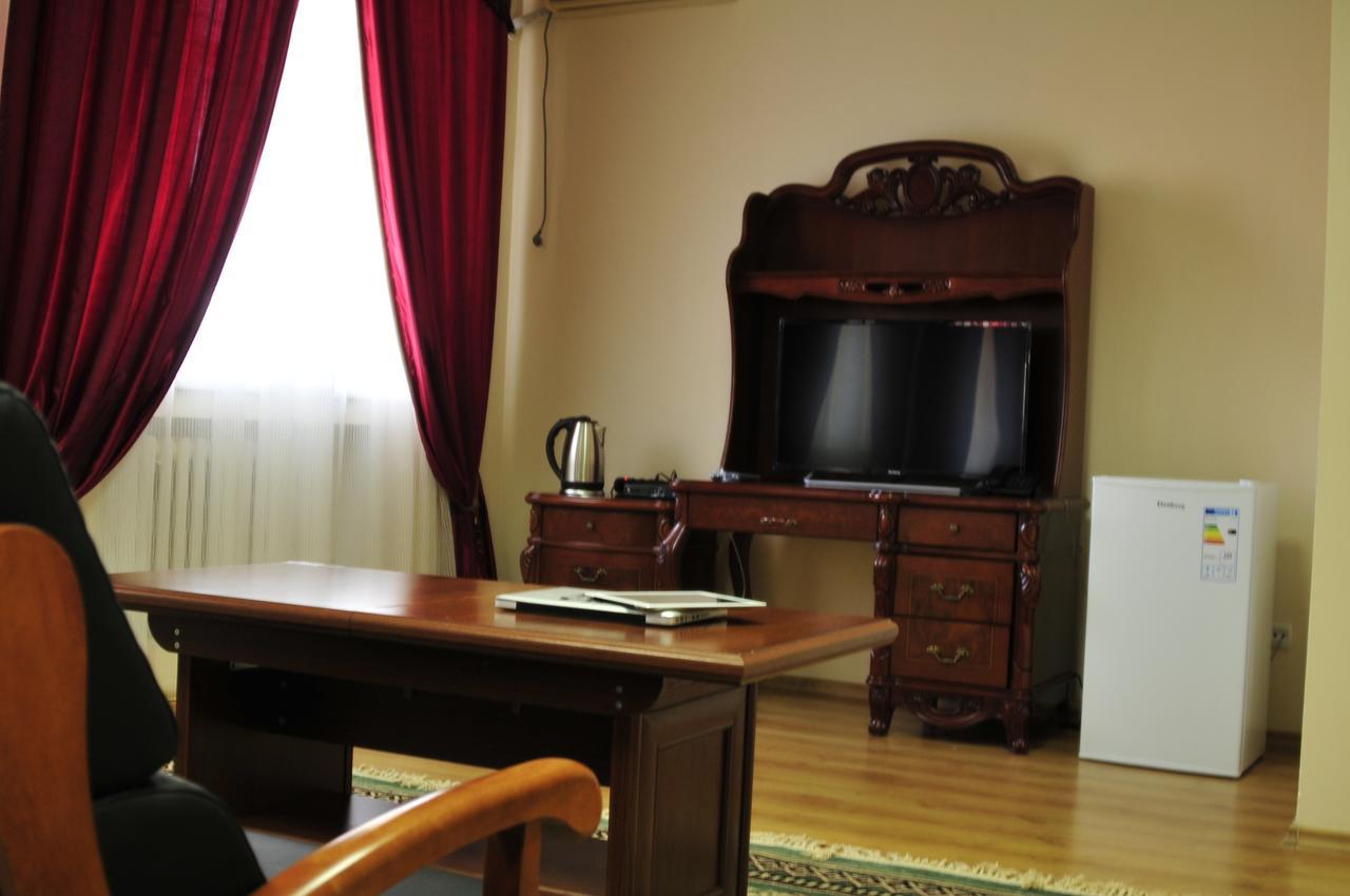 Hotel Sirdaria Kyzylorda Ngoại thất bức ảnh